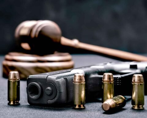 Florida law that forbids the sale of firearms to minors is being scrutinized - Lawforeverything