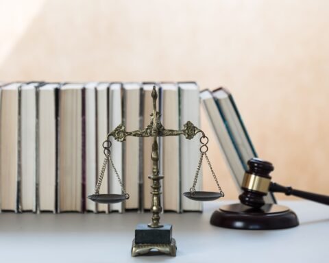 Differences Between Comparative Fault and Contributory Negligence, Lawforeverything